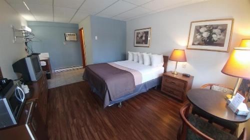 Northlander Motel image 15