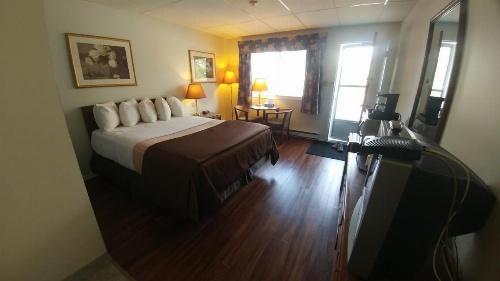 Northlander Motel image 17
